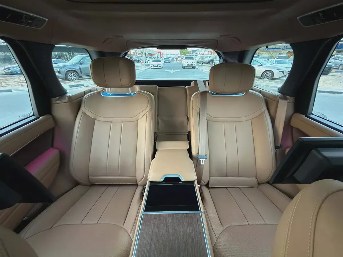 2024 Land Rover Range Rover Autobiography GCC Specs-15-15