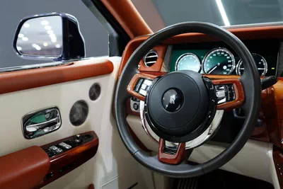 Rolls-Royce Phantom Series II-5