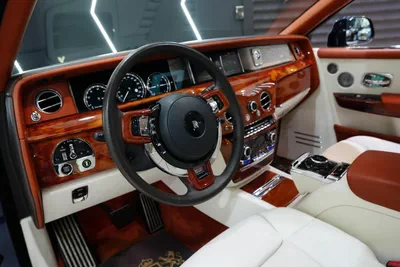 Rolls-Royce Phantom Series II-10