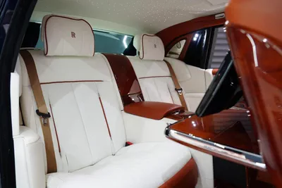 Rolls-Royce Phantom Series II-11