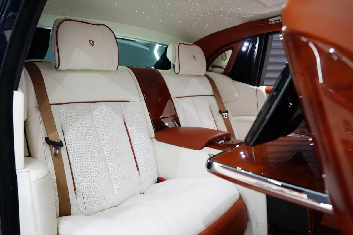 Rolls-Royce Phantom Series II-11-11
