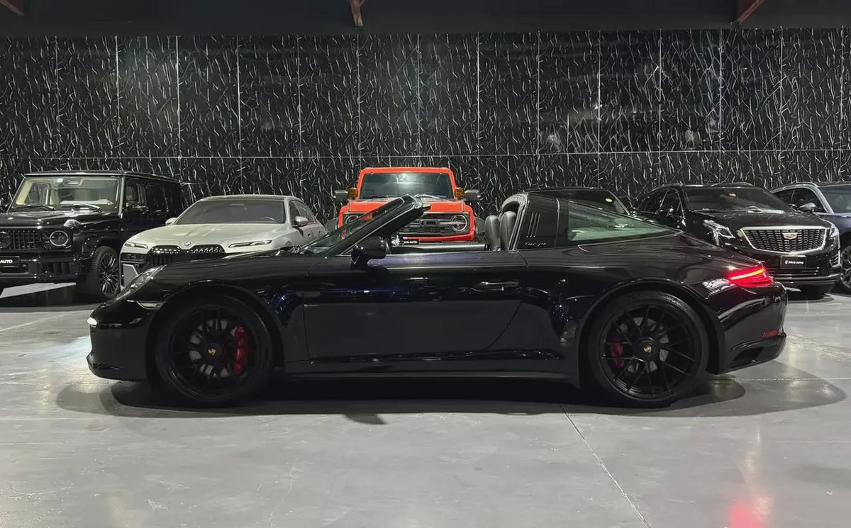 Porsche 911 Targa 4 GTS  | European Spec | Swiss Auto Warranty 2026 | Swiss Auto service 2026-10-10