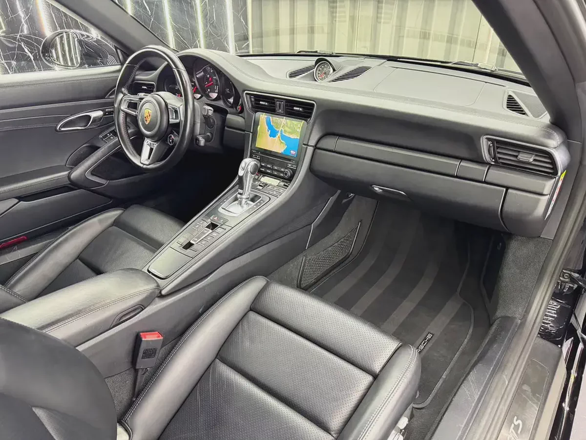 Porsche 911 Targa 4 GTS  | European Spec | Swiss Auto Warranty 2026 | Swiss Auto service 2026-12-12