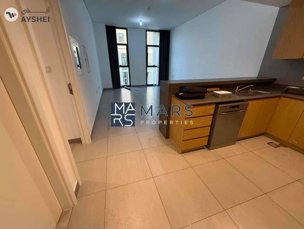Big layout | Spacious | Ready to move