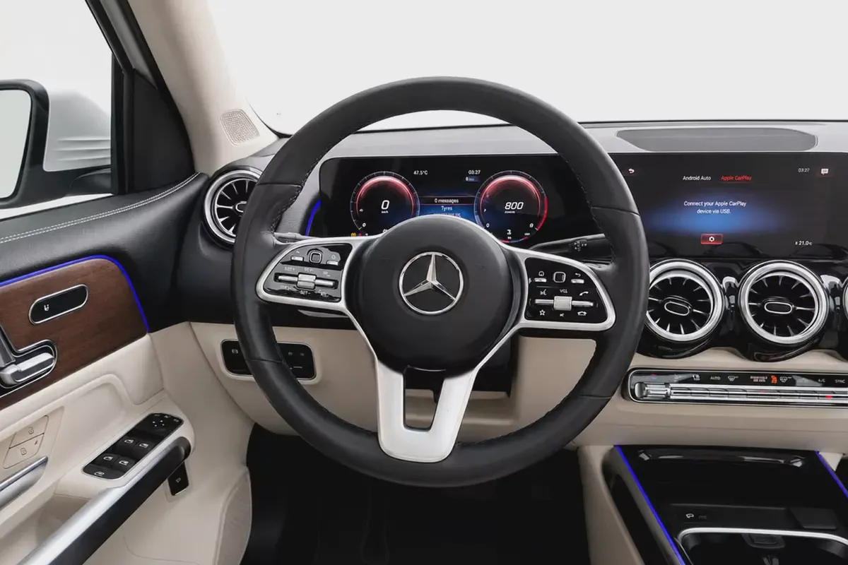 Mercedes GLB 250 4MATIC 2023 l US Specs l 1 Keys l AED 1,870 / Monthly-9-9