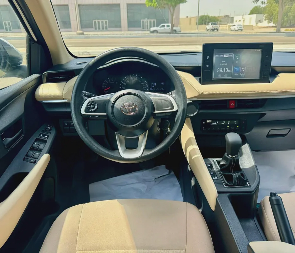 TOYOTA YARIS 2023 1.5L GCC (643/-MONTHLY)