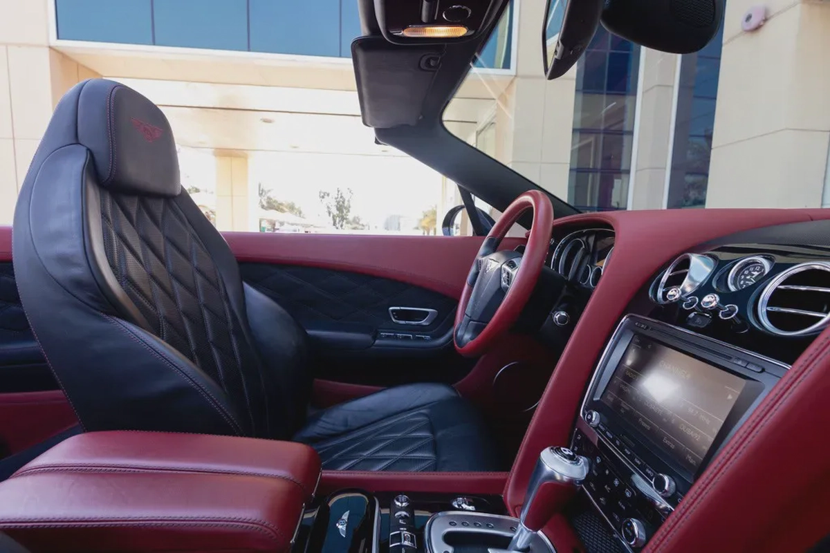 Bentley Continental GT 2013-18-18