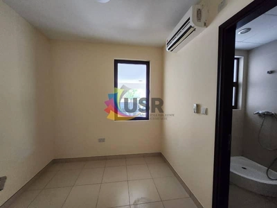 AVAILABLE VILLA 3BR W/ MAID'S ROOM FOR FAMILY 170K-18
