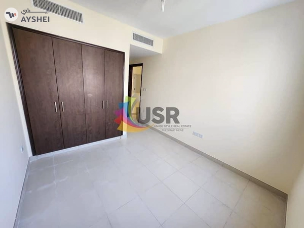 AVAILABLE VILLA 3BR W/ MAID'S ROOM FOR FAMILY 170K