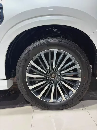 NISSAN PATROL  PLATINUM 3.5L TWIN TURBO 2026YM نيسان بترول ال اي بلاتنيوم توين توربو 3500 لتر-4