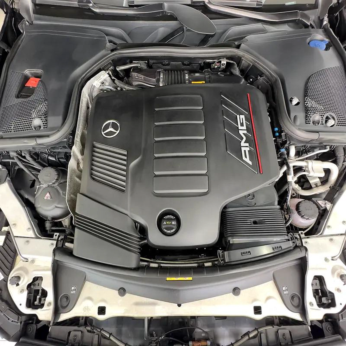 Mercedes-Benz E-Class E 53 AMG-4-4