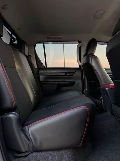 Toyota Hilux SGLX 2021 Toyota Hilux Black Edition - Trunk Cover - 2.7L V4 - GCC - AWD 4x4 - Rear Camera - Le-16