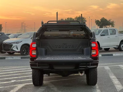 Toyota Hilux SGLX 2021 Toyota Hilux Black Edition - Trunk Cover - 2.7L V4 - GCC - AWD 4x4 - Rear Camera - Le-6