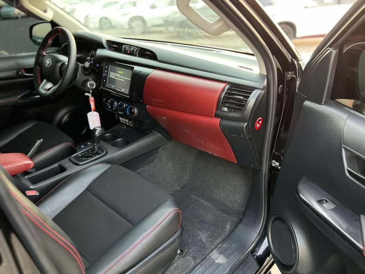 Toyota Hilux SGLX 2021 Toyota Hilux Black Edition - Trunk Cover - 2.7L V4 - GCC - AWD 4x4 - Rear Camera - Le-12-0