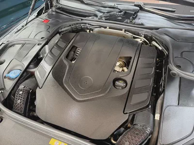 Mercedes-Benz S-Class S 560 4MATIC 2018 GCC SPECS-6