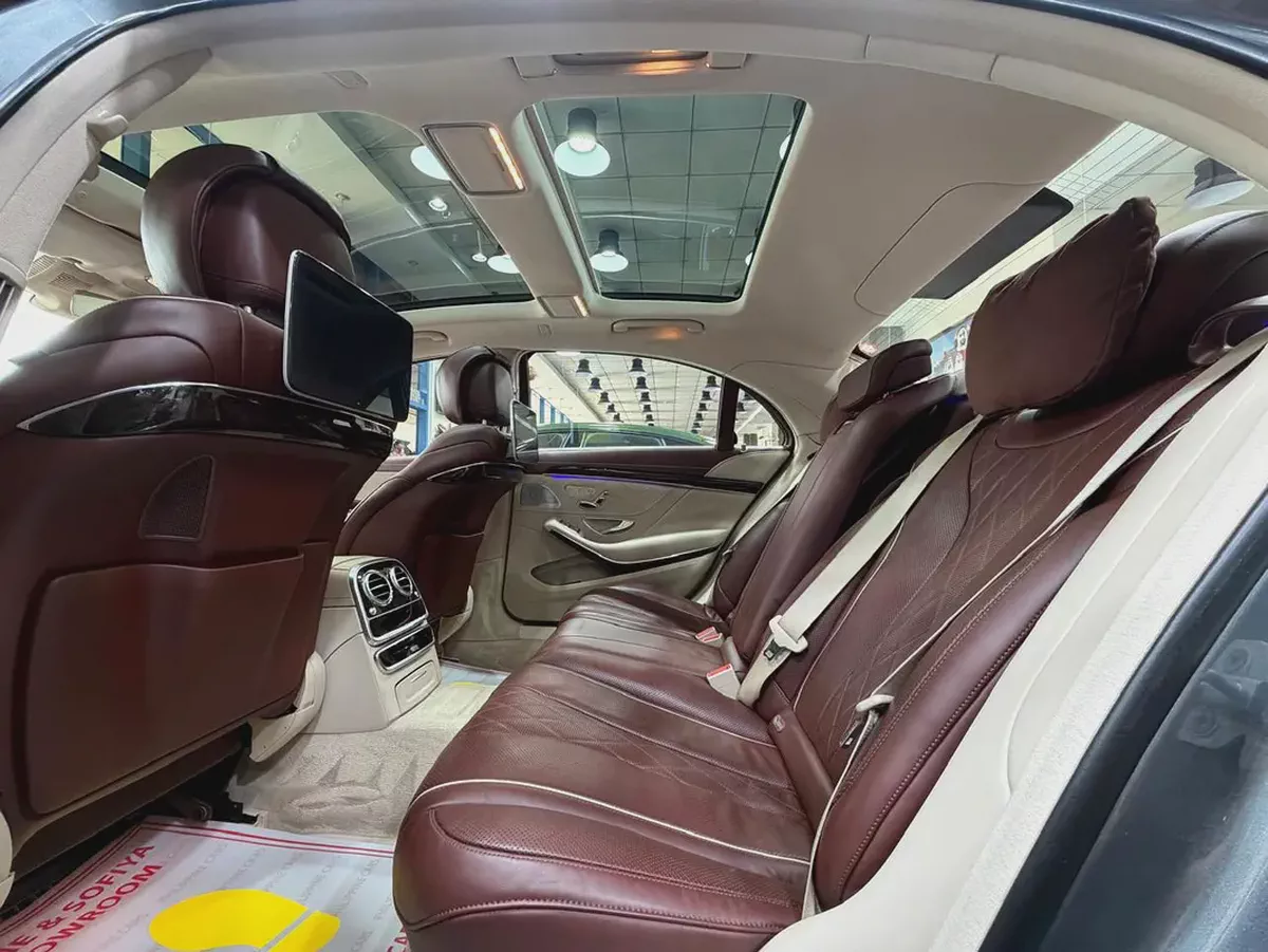 Mercedes-Benz S-Class S 560 4MATIC 2018 GCC SPECS-10-10