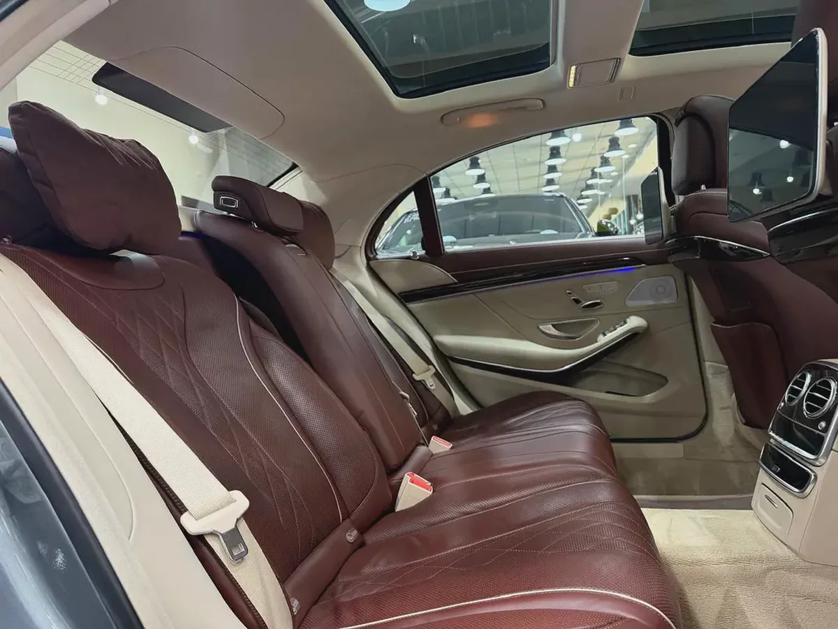 Mercedes-Benz S-Class S 560 4MATIC 2018 GCC SPECS-17-17