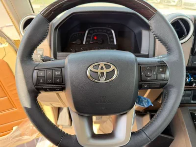 Toyota Land Cruiser Pick Up Toyota pickup LC 79 SINGLE Petrol 4,0L Model 2026  Saudi spec-5