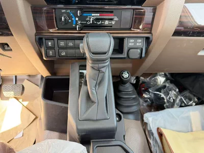 Toyota Land Cruiser Pick Up Toyota pickup LC 79 SINGLE Petrol 4,0L Model 2026  Saudi spec-7