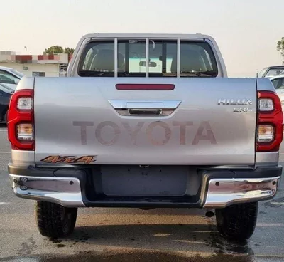 Toyota Hilux SGLX Toyota Hilux SR5 4.0L Petrol 2024-4