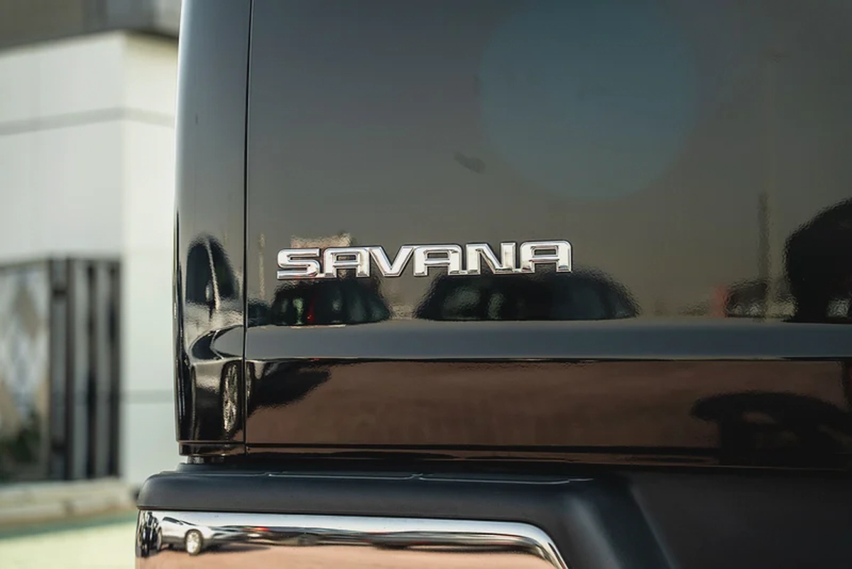 GMC Savana 3500 Cargo Extended Wheelbase 2023 GCC 6.6L V8 0Kms-5-5