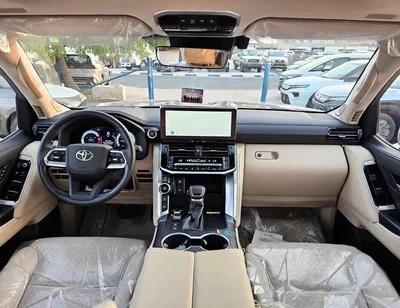 Toyota Land Cruiser VXR TWIN TURBO LC300 WITH AERO KIT || 3.5L PETROL V6 A/T 4WD | FULL OPTION (CODE # VXRSAA)-16
