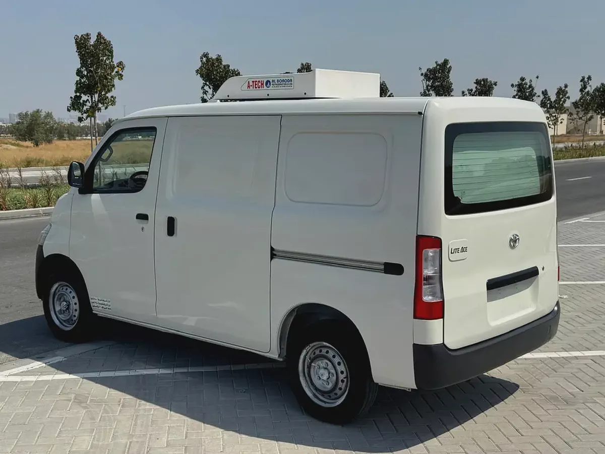 Freezer van Toyota Liteace 2024 model GCC. Low milage-13-13