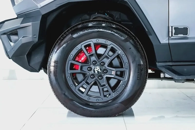 MHERO 10 YRS UNLIMITED KM WARRANTY | 20,000 KM SERVICE CONTRACT | 805 HP | GCC-13