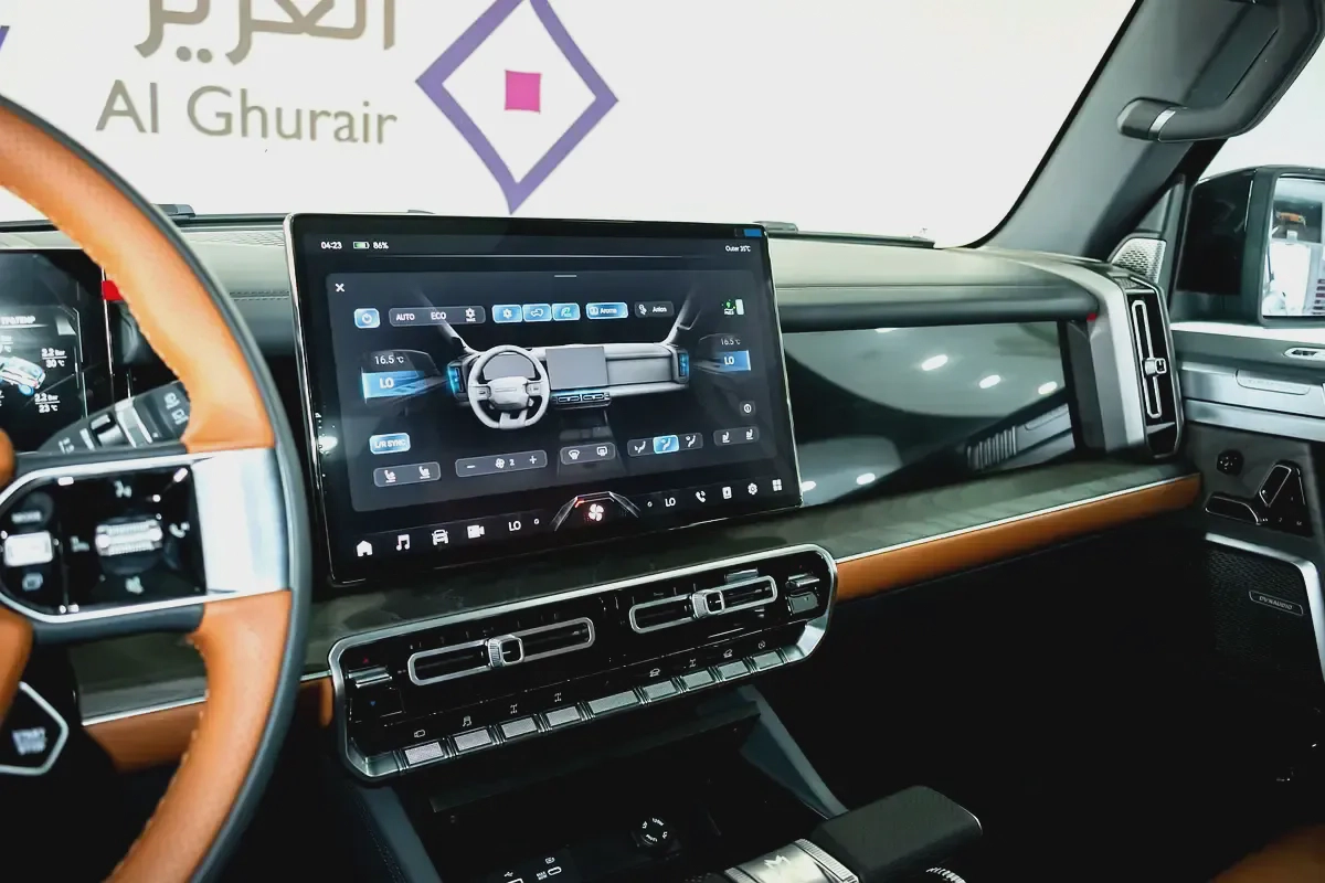 MHERO 10 YRS UNLIMITED KM WARRANTY | 20,000 KM SERVICE CONTRACT | 805 HP | GCC-9-9