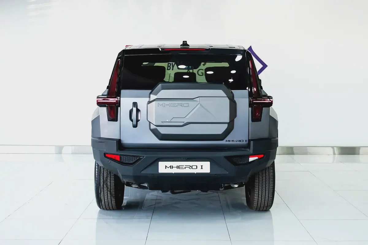 MHERO 10 YRS UNLIMITED KM WARRANTY | 20,000 KM SERVICE CONTRACT | 805 HP | GCC-5-5