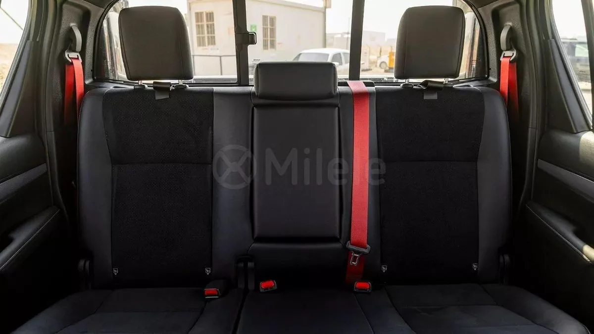 Toyota Hilux GR SPORT TOYOTA HILUX DC | 2-YEAR WARRANTY + SERVICE AVAILABLE |  0% DOWNPAYMENT-7-7