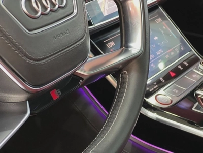 Audi S8 Audi S8, full option, agency condition, agency paint, 2 agency service keys-10