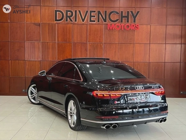Audi S8 Audi S8, full option, agency condition, agency paint, 2 agency service keys