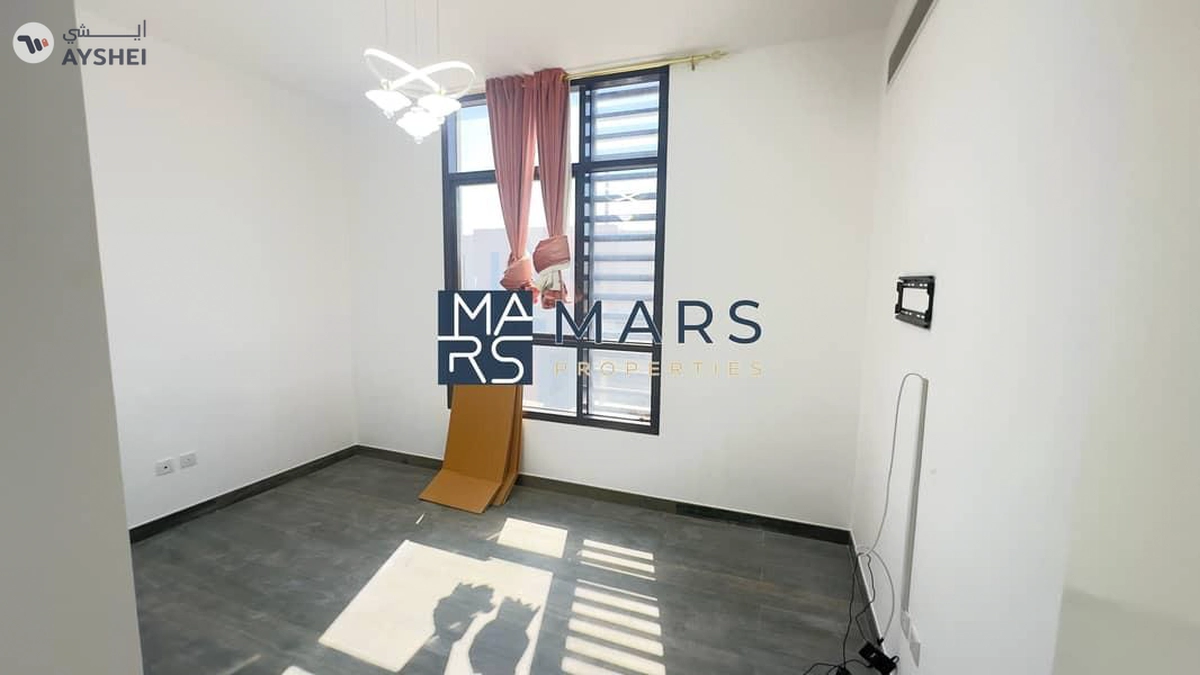 Luxurious 4 bedrooms corner unit available for rent in nasma for 150,000 AED