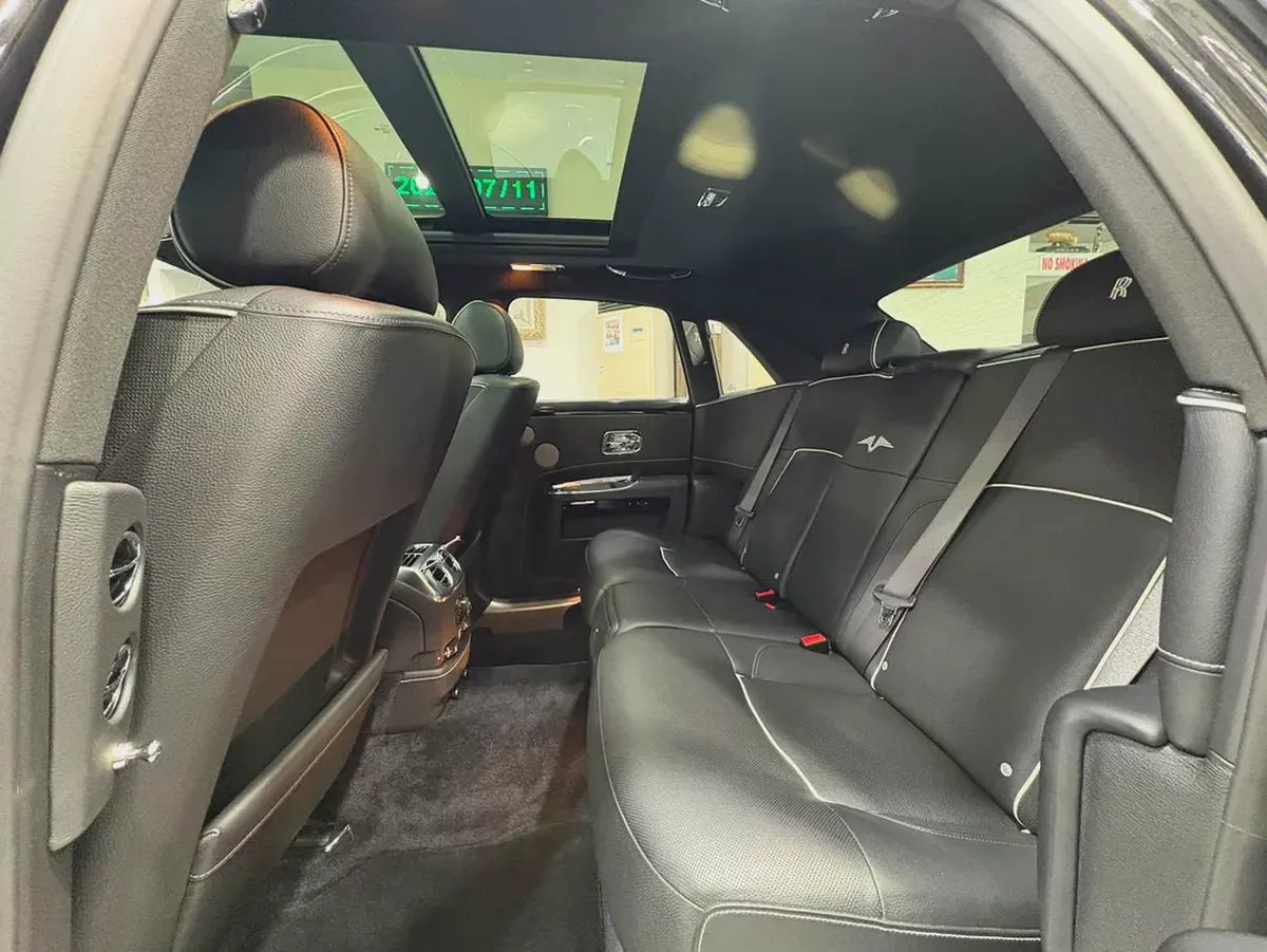 ROLLS ROYCE GHOST 2014 MODEL - LOW MILEAGE - GOOD CONDITION-9-9