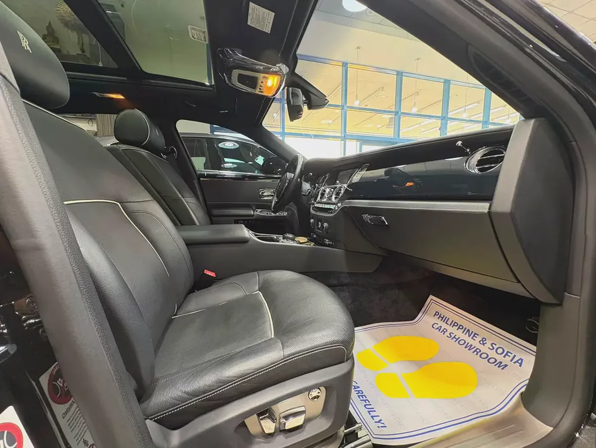 ROLLS ROYCE GHOST 2014 MODEL - LOW MILEAGE - GOOD CONDITION-10-10