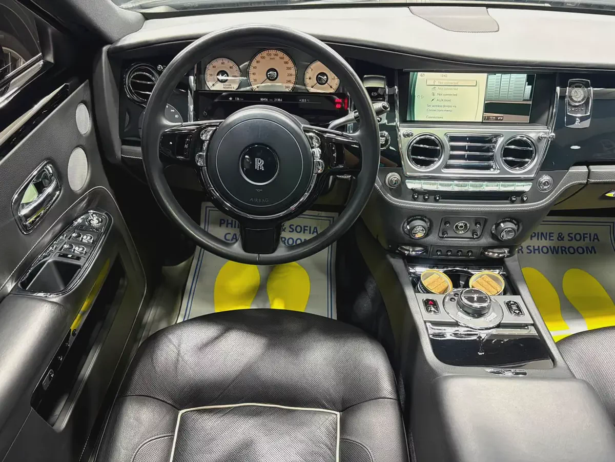 ROLLS ROYCE GHOST 2014 MODEL - LOW MILEAGE - GOOD CONDITION-15-15