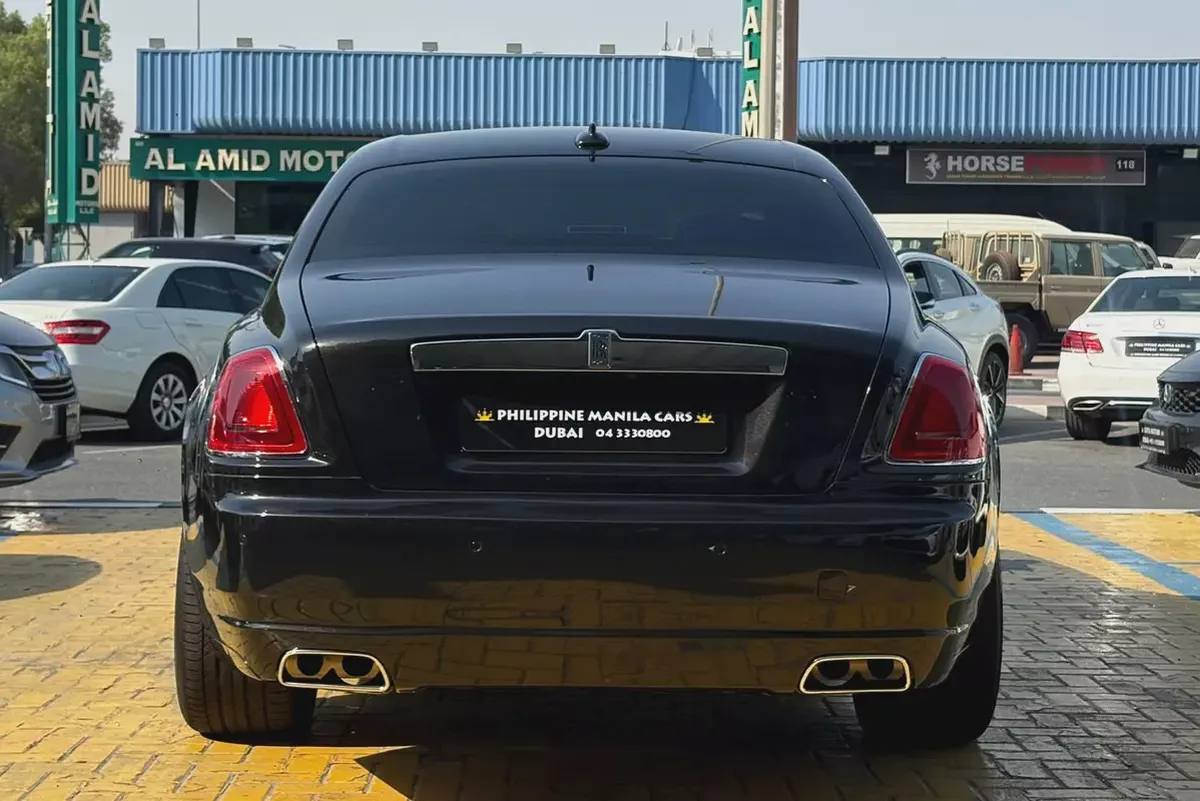 ROLLS ROYCE GHOST 2014 MODEL - LOW MILEAGE - GOOD CONDITION-4-4
