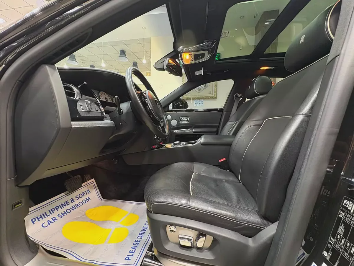 ROLLS ROYCE GHOST 2014 MODEL - LOW MILEAGE - GOOD CONDITION-7-7