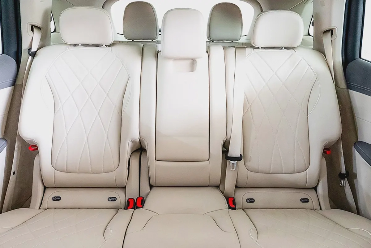 : AED 5,399 / 60 months | 0% DP | 2023 Mercedes EQS 450 4MATIC / Full Mercedes Service History-12-12