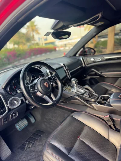 Porsche Cayenne S 2015-12