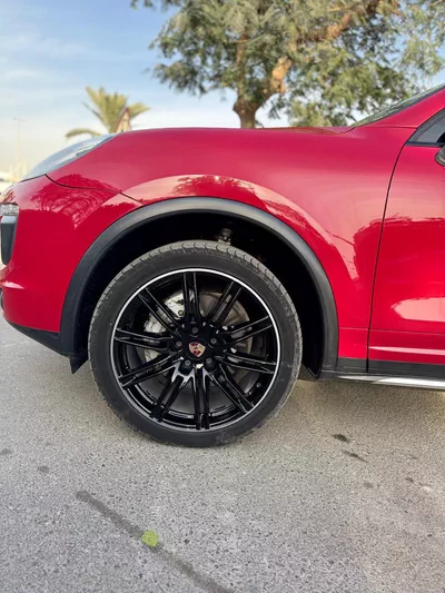 Porsche Cayenne S 2015-14