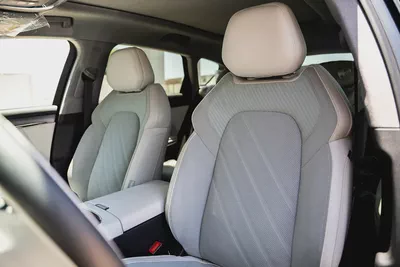 Voyah Free EREV 2025 GCC Specs 1.5L Turbo Plug-in Hybrid Low Mileage-14