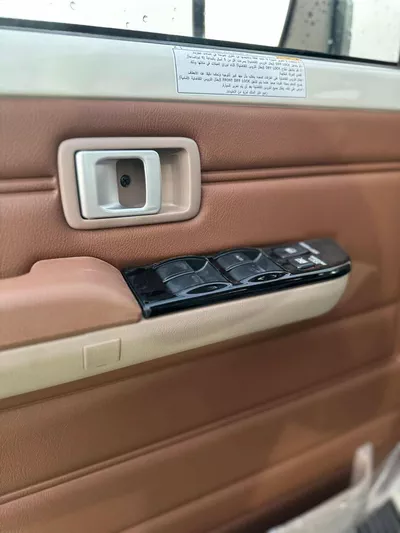 Toyota Land Cruiser 70 LC76 LX LX 2.8L  LX 2.8L-10
