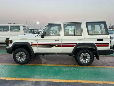 Toyota Land Cruiser 70 LC76 LX LX 2.8L  LX 2.8L-6