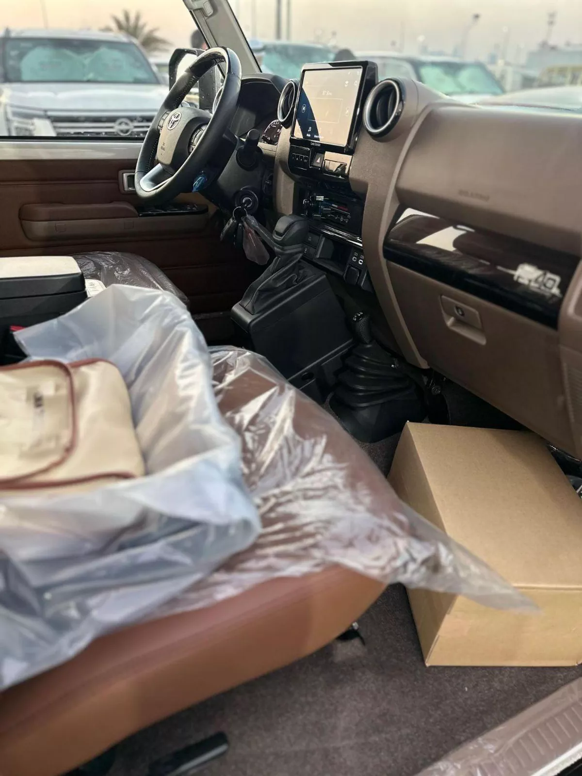 Toyota Land Cruiser 70 LC76 LX LX 2.8L  LX 2.8L-15-0