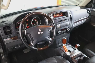 Mitsubishi Pajero 2015 GLS | GCC Specs | Excellent Condition-9