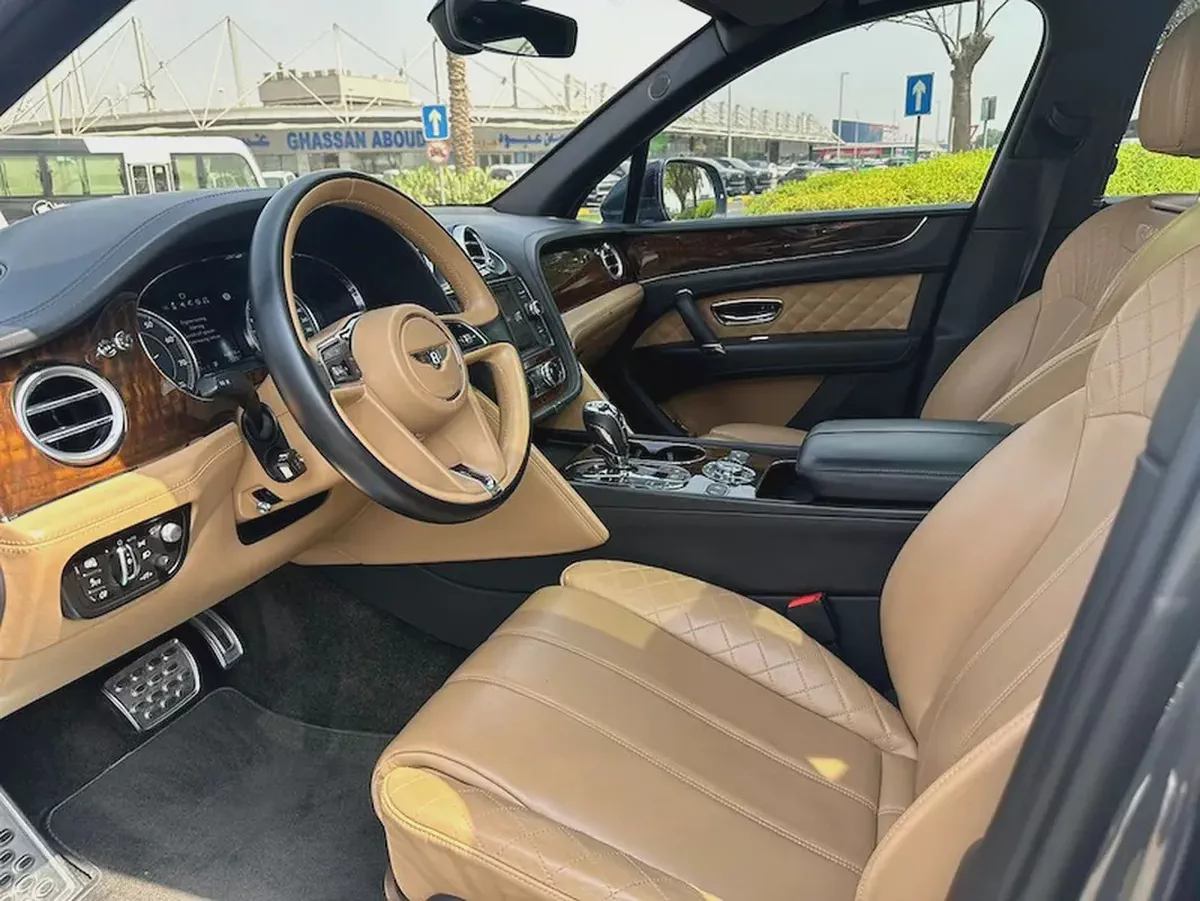 Bentley Bentayga W12 First Edition AWD 2017 GCC Specs-7-7