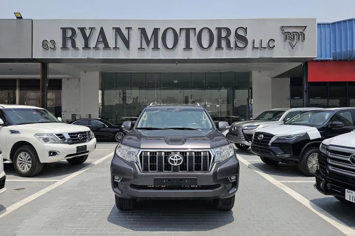 Toyota Prado TX-L 4.0L V6, Model 2022