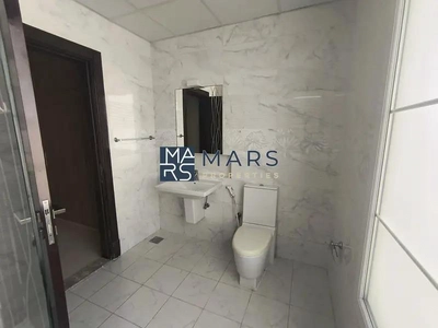 4BHK-Premium Finishes-Best Offer-Prime Location-6